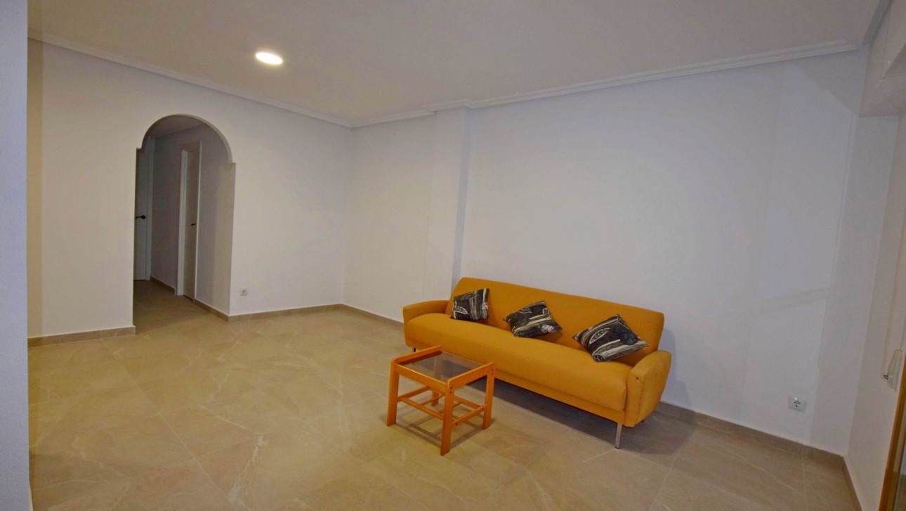 Resale - Apartment - La Mata