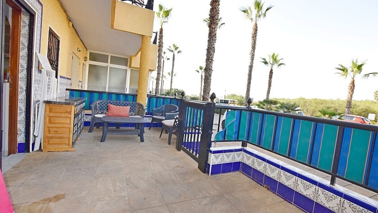 Resale - Townhouse - La Mata