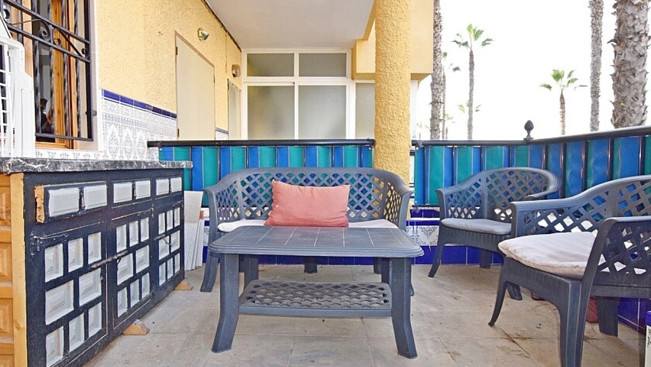 Resale - Townhouse - La Mata