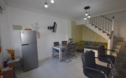 Resale - Townhouse - La Mata