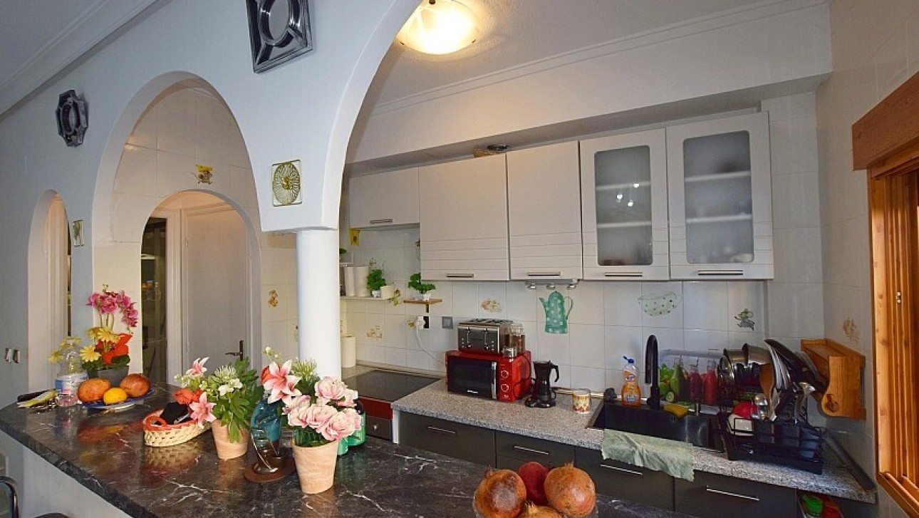 Resale - Townhouse - La Mata