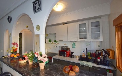 Resale - Townhouse - La Mata