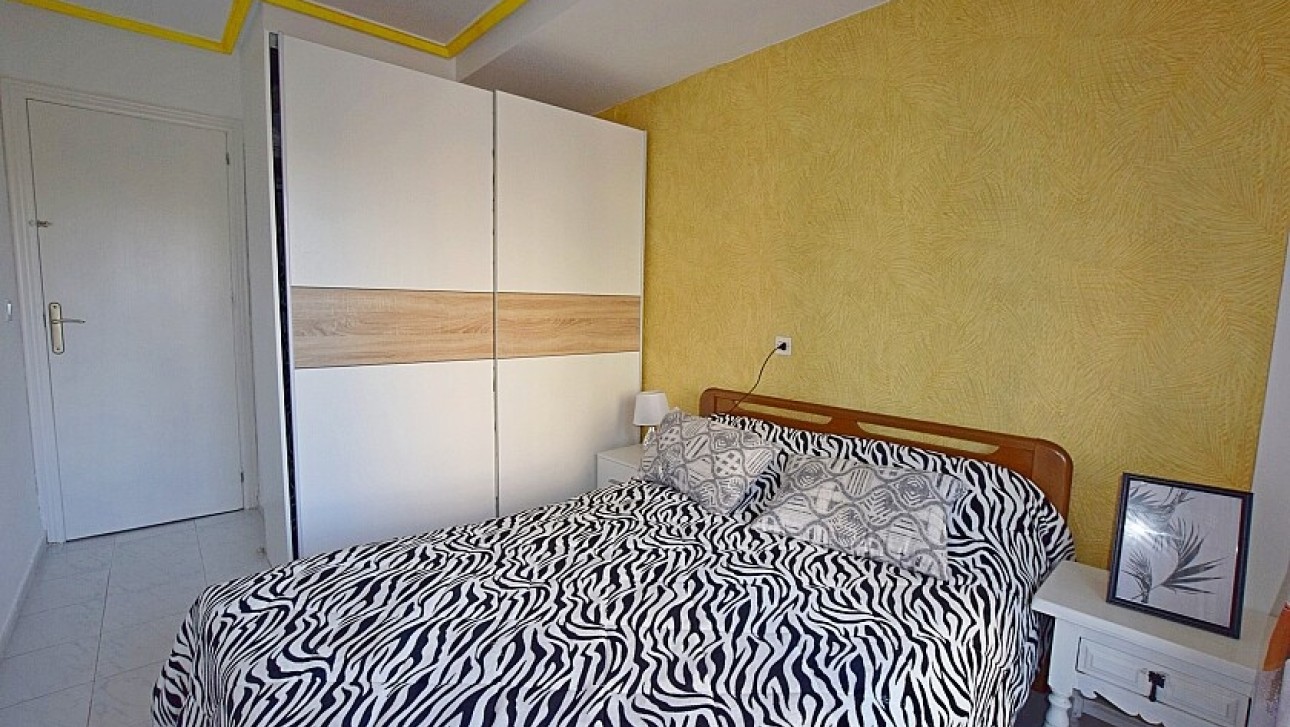 Resale - Townhouse - La Mata