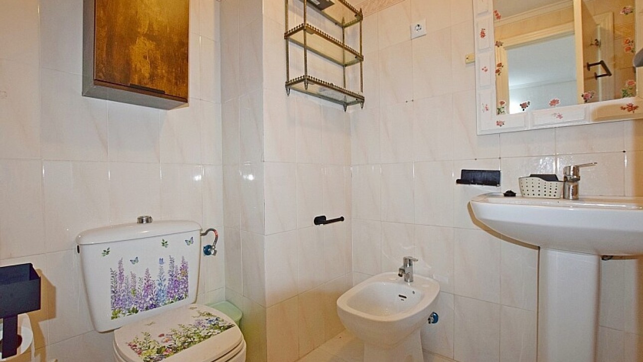 Resale - Townhouse - La Mata