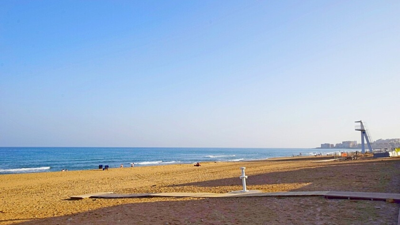 Resale - Townhouse - La Mata