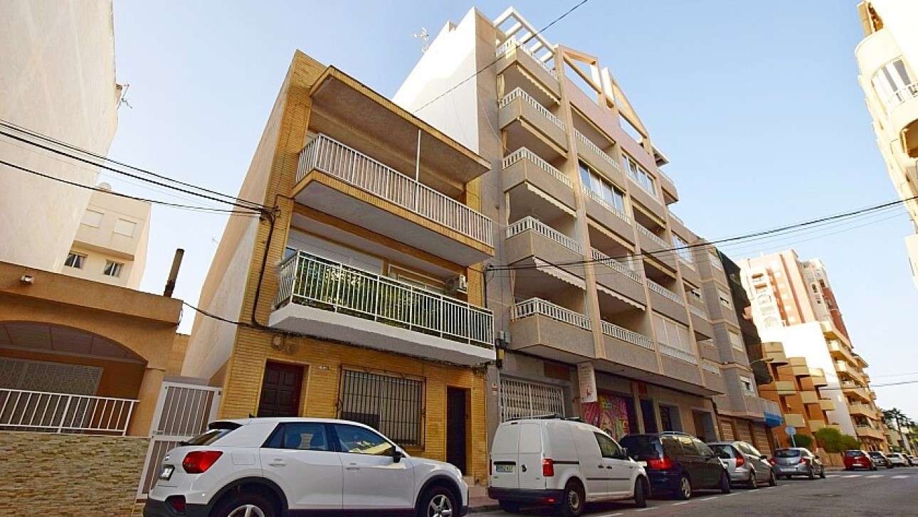 Odsprzedaż - Apartment - Torrevieja