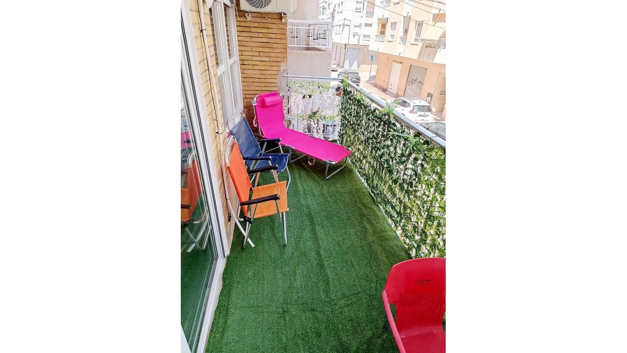 Odsprzedaż - Apartment - Torrevieja