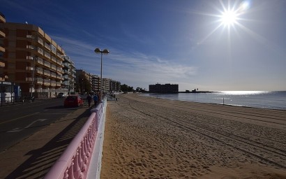 Odsprzedaż - Apartment - Torrevieja