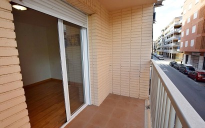 Resale - Apartment - Torrevieja - Playa del Acequión