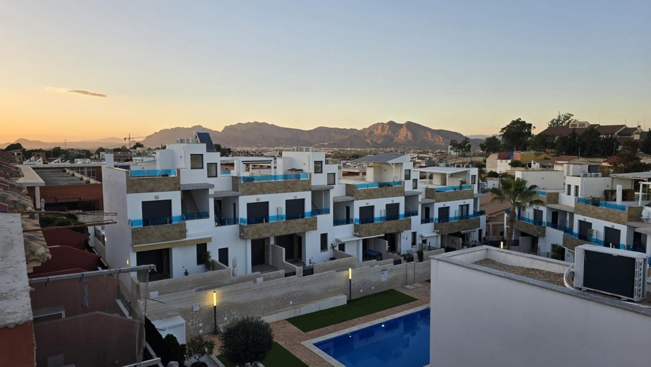 Nieuwbouw Woningen - Herenhuis - Bigastro - pueblo