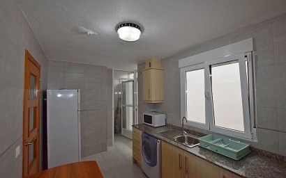 Resale - Apartment - Torrevieja - Playa del Acequión