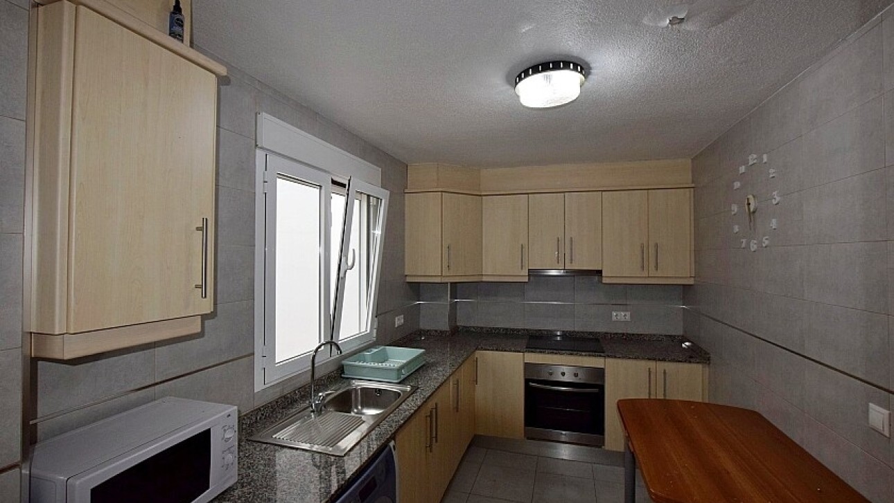 Resale - Apartment - Torrevieja - Playa del Acequión