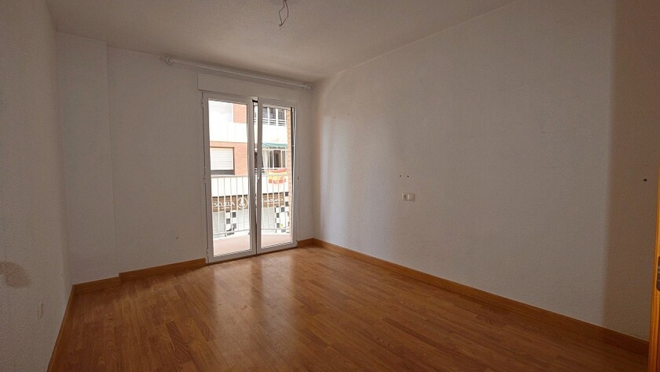 Resale - Apartment - Torrevieja - Playa del Acequión