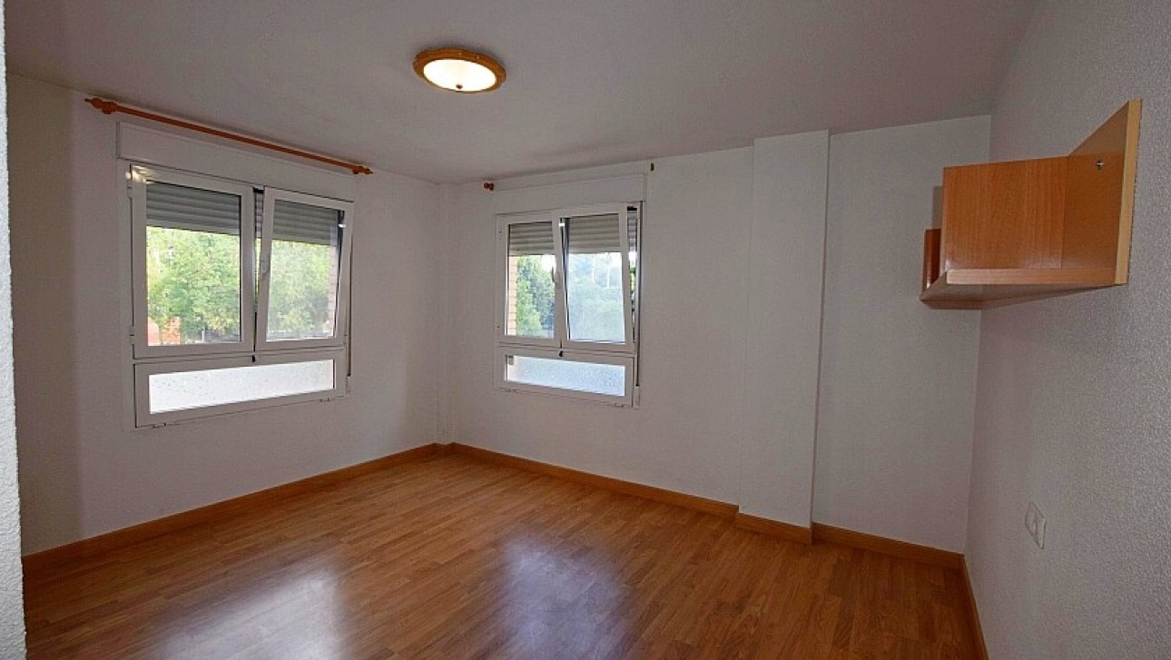 Resale - Apartment - Torrevieja - Playa del Acequión