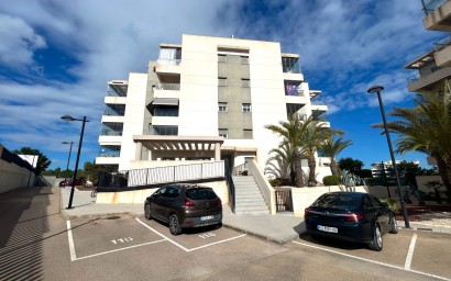 Odsprzedaż - Apartment - Orihuela Costa - Villamartin area