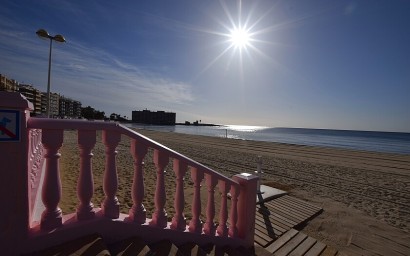 Resale - Apartment - Torrevieja - Playa de los Locos