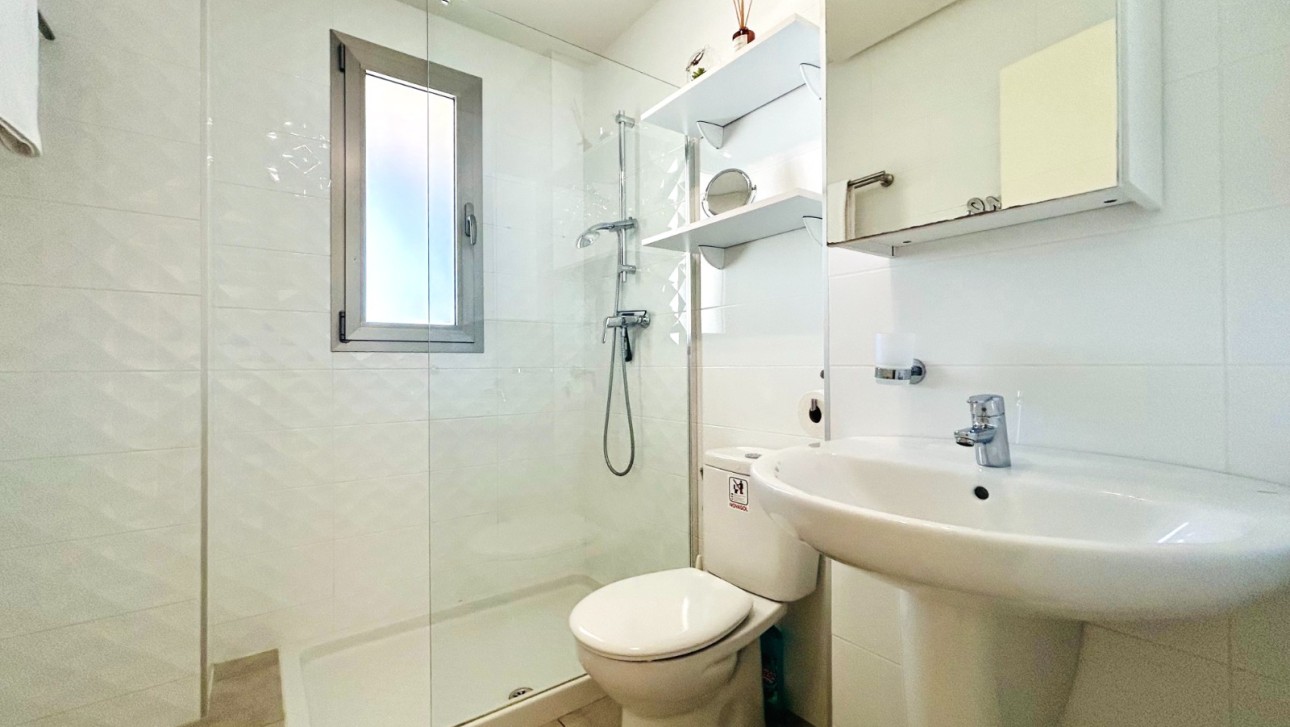 Odsprzedaż - Apartment - Orihuela Costa - Villamartin area