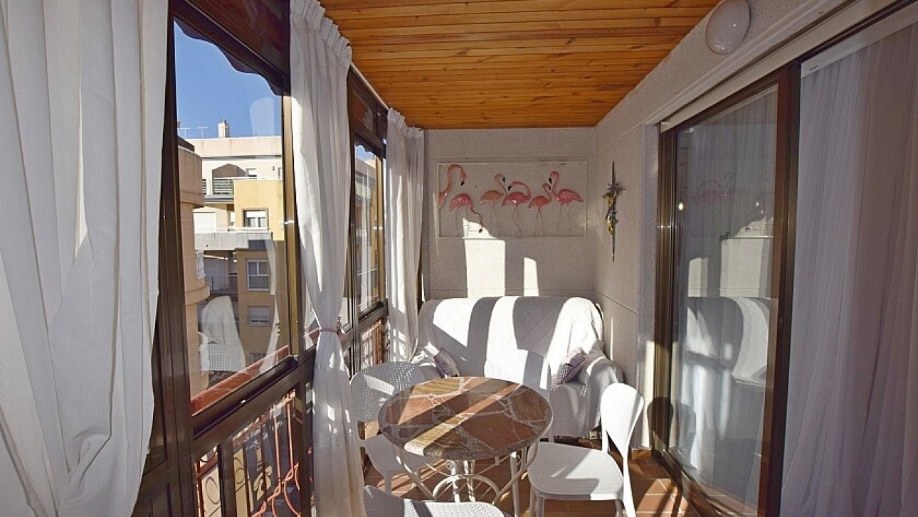 Resale - Apartment - Torrevieja - Playa de los Locos