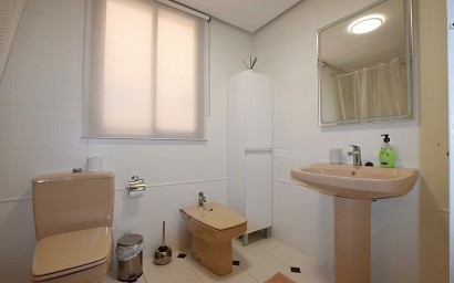 Resale - Apartment - Torrevieja - Playa de los Locos