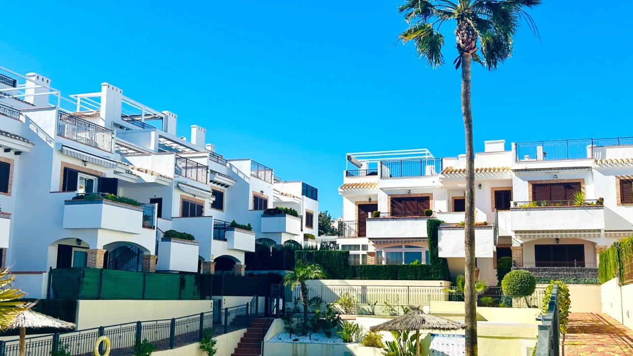 Odsprzedaż - Apartment - La Mata - Torreblanca