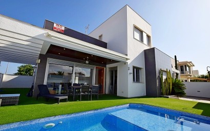 Resale - Villa - Orihuela Costa - Mil Palmeras