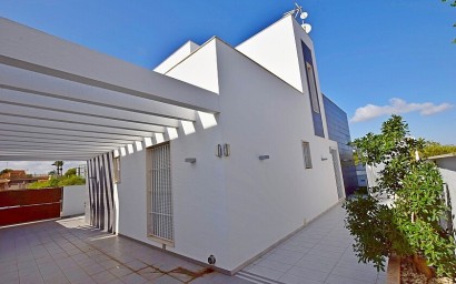 Resale - Villa - Orihuela Costa - Mil Palmeras