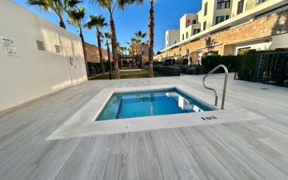 Resale - Apartment - Orihuela Costa - Villamartin area