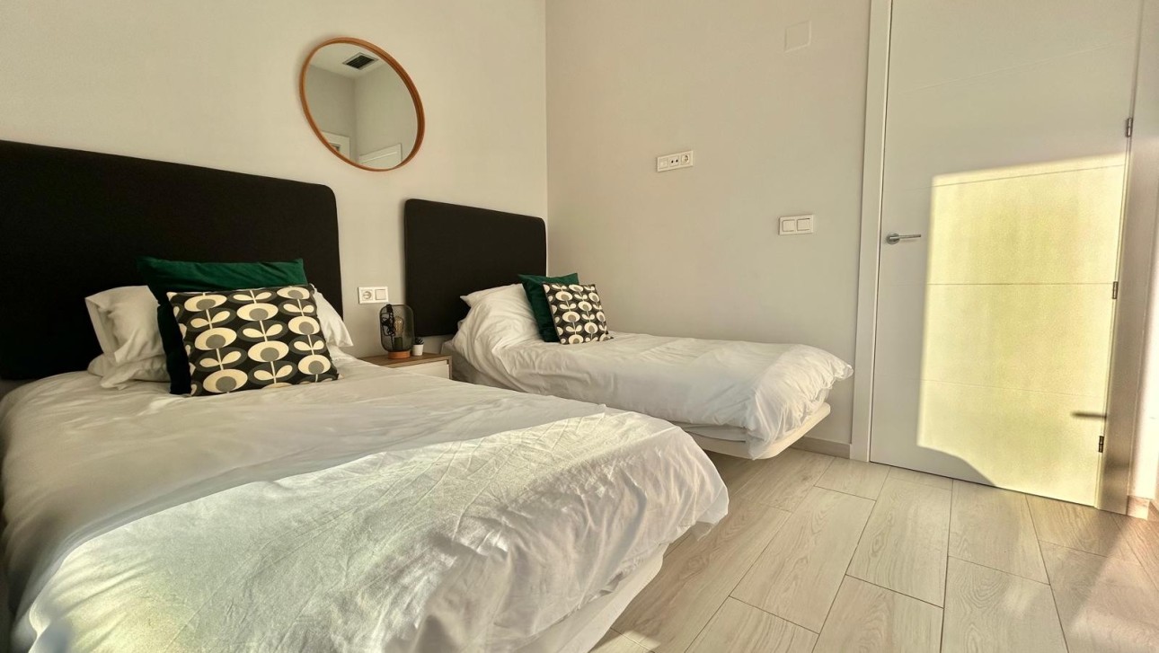 Resale - Apartment - Orihuela Costa - Villamartin area