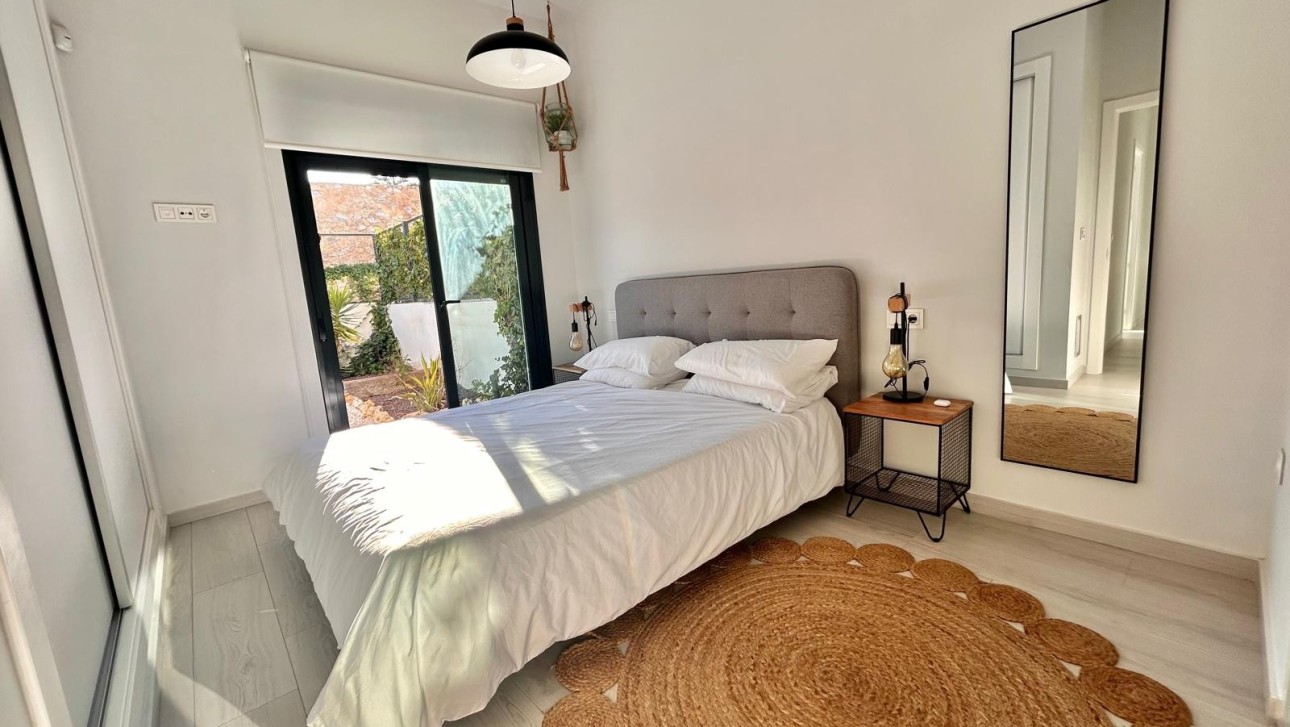 Resale - Apartment - Orihuela Costa - Villamartin area