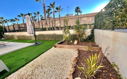 Resale - Apartment - Orihuela Costa - Villamartin area