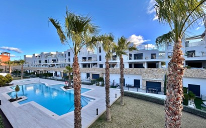 Resale - Apartment - Orihuela Costa - Villamartin area