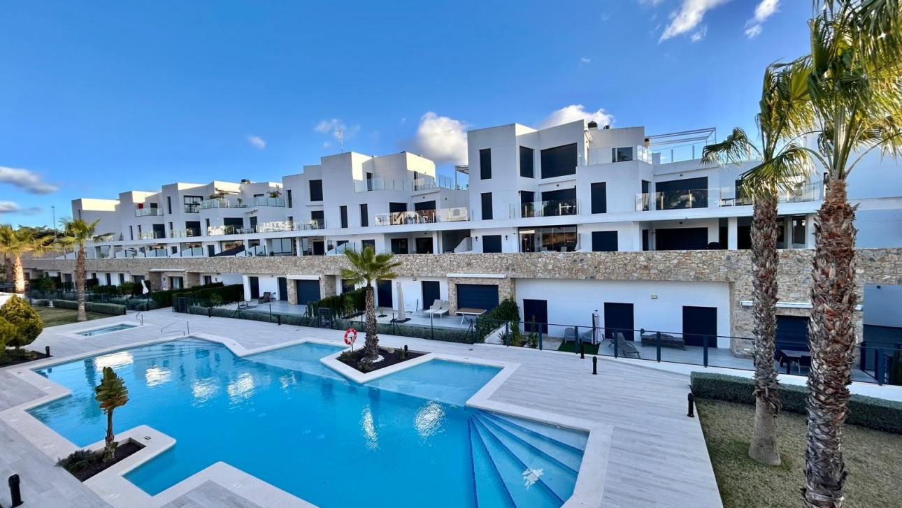 Resale - Apartment - Orihuela Costa - Villamartin area