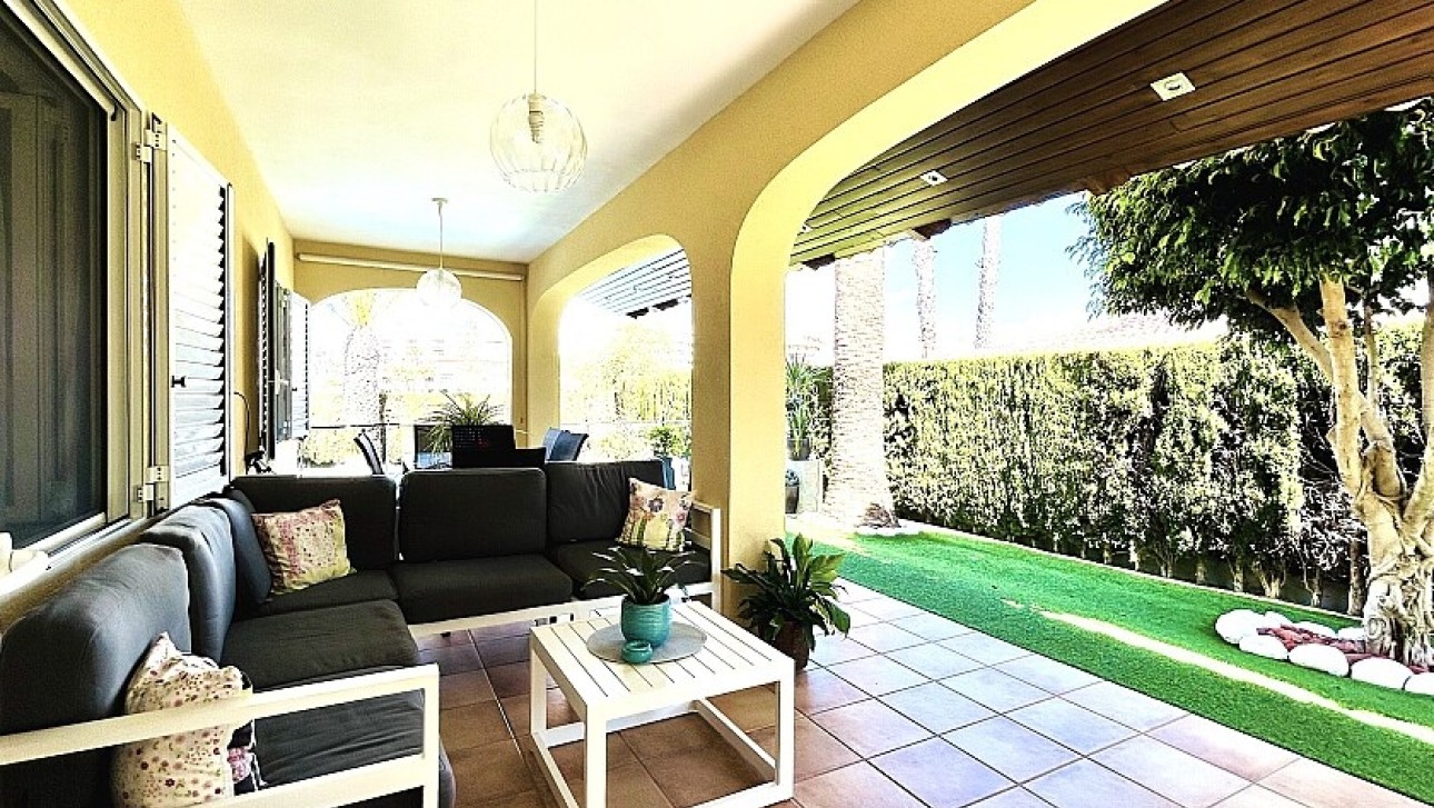Resale - Villa - Orihuela Costa - Cabo Roig