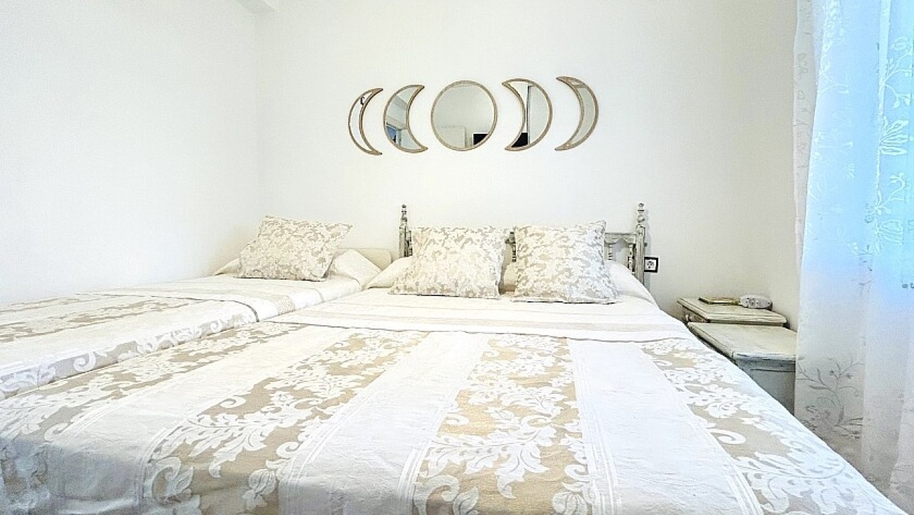 Resale - Villa - Orihuela Costa - Cabo Roig
