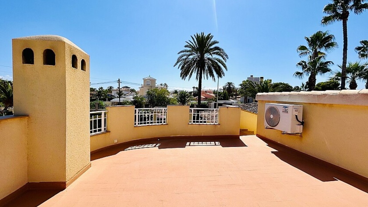 Resale - Villa - Orihuela Costa - Cabo Roig
