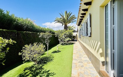 Resale - Villa - Orihuela Costa - Cabo Roig