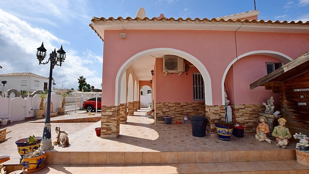 Revente - Semidetached villa - Cabo Roig