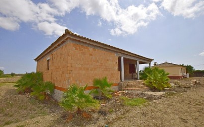 Odsprzedaż - Country house - Dolores