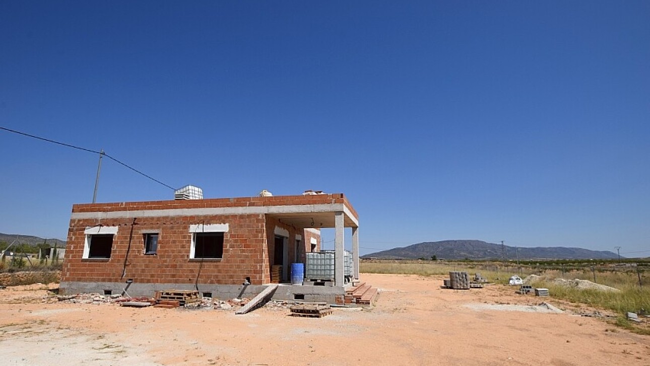Resale - Country house - Pinoso