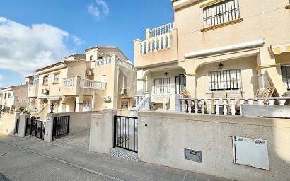 Resale - Semidetached villa - Orihuela Costa - Las Filipinas