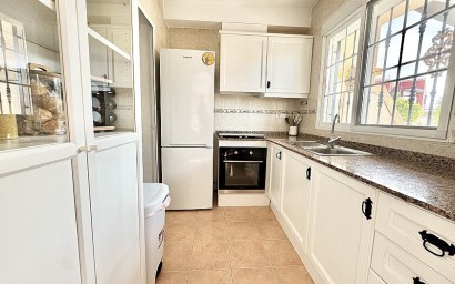 Resale - Semidetached villa - Orihuela Costa - Las Filipinas