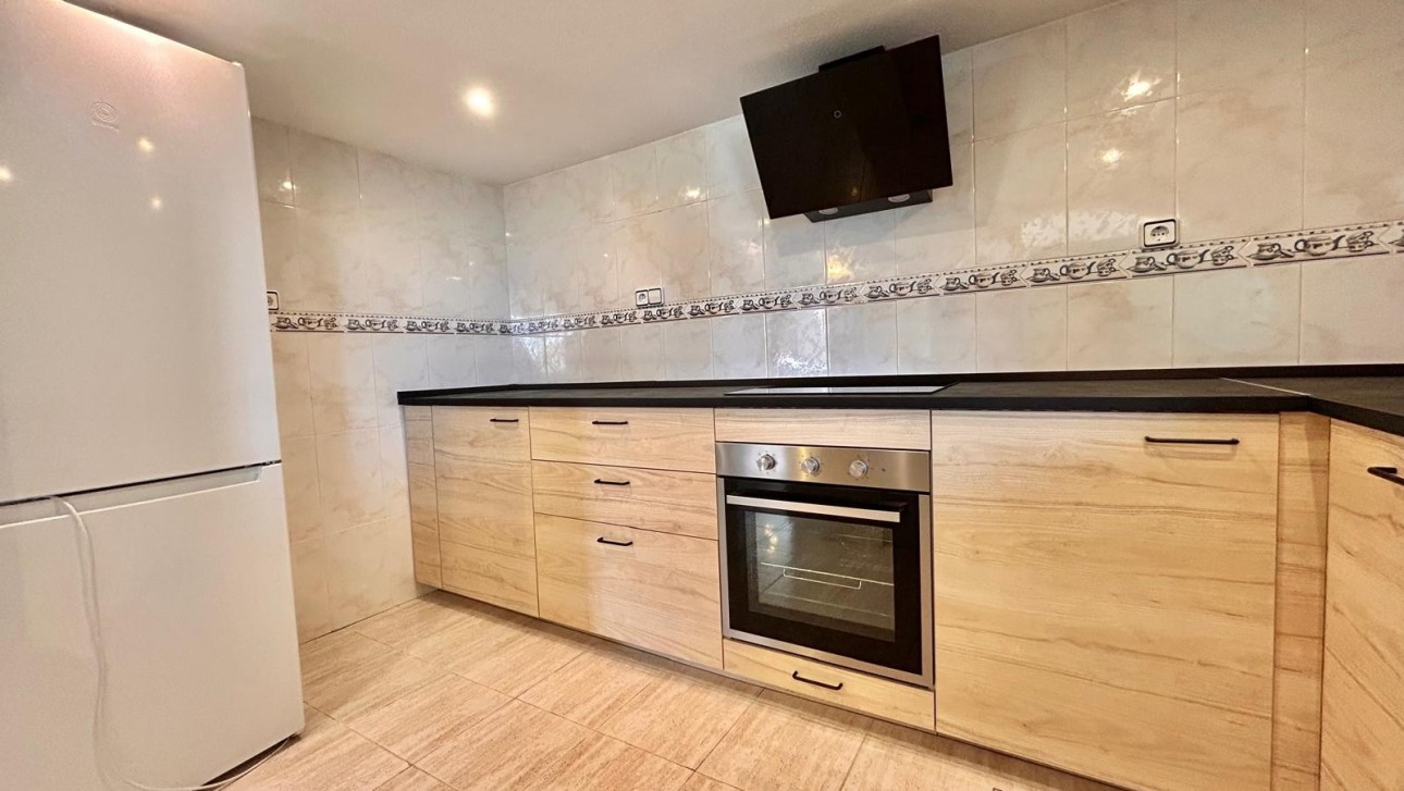 Resale - Villa - Orihuela Costa - Villamartin area