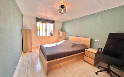 Resale - Villa - Orihuela Costa - Villamartin area