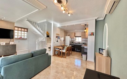 Resale - Villa - Orihuela Costa - Villamartin area