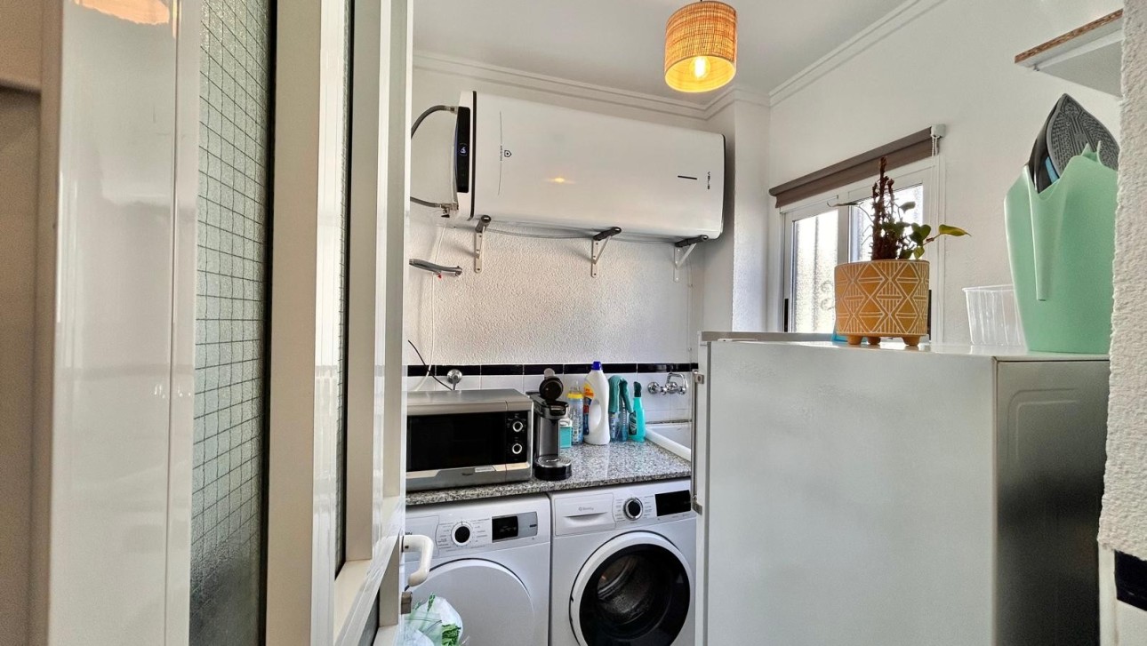 Resale - Villa - Orihuela Costa - Villamartin area