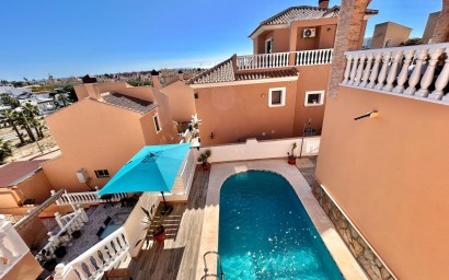 Resale - Villa - Orihuela Costa - Villamartin area