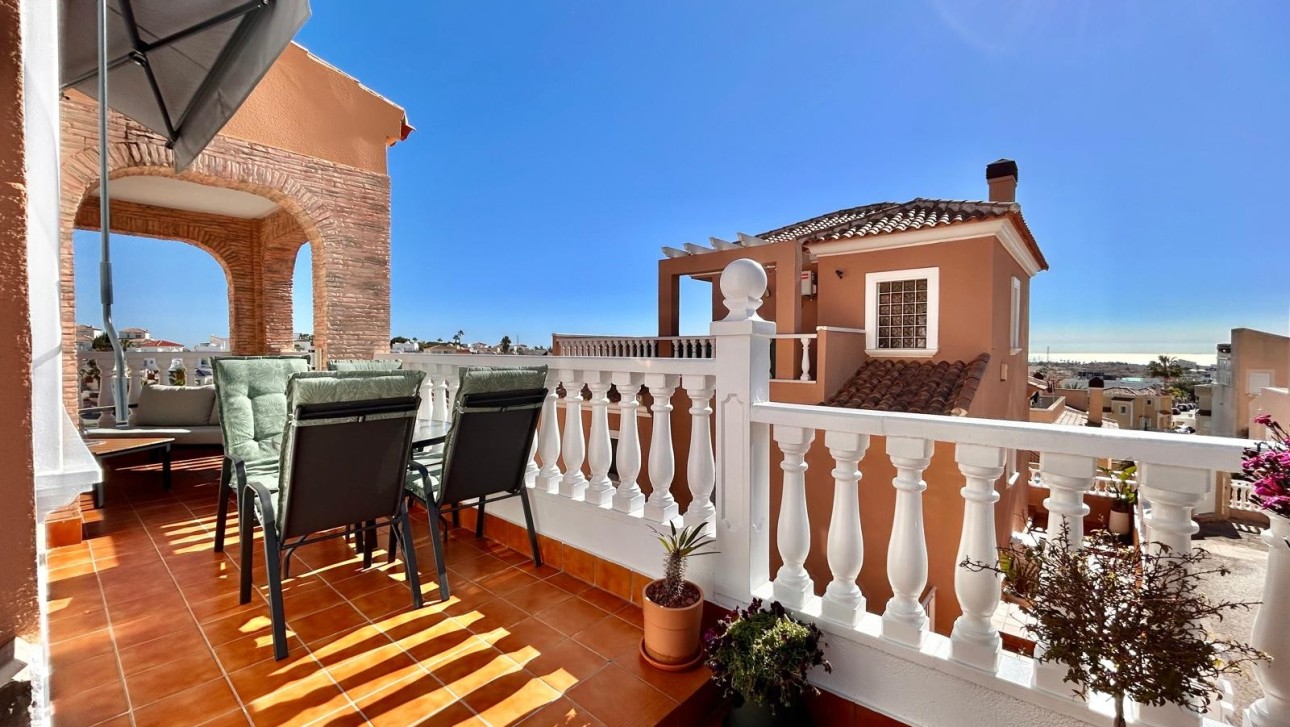 Resale - Villa - Orihuela Costa - Villamartin area