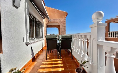 Resale - Villa - Orihuela Costa - Villamartin area