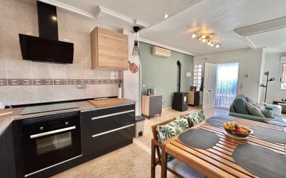 Resale - Villa - Orihuela Costa - Villamartin area