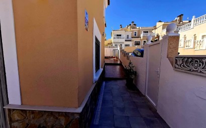 Resale - Villa - Orihuela Costa - Villamartin area